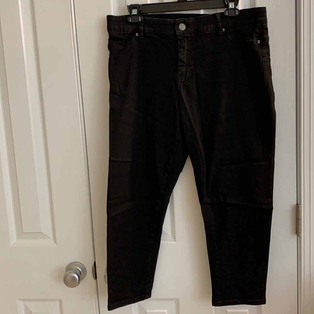 Juicy Couture size 16 skinny denim capri jeans